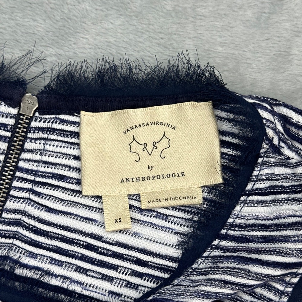 Vanessa Virginia Anthropologie Striped Fringe Sleeveless Shell Top Navy White XS - Picture 4 of 6
